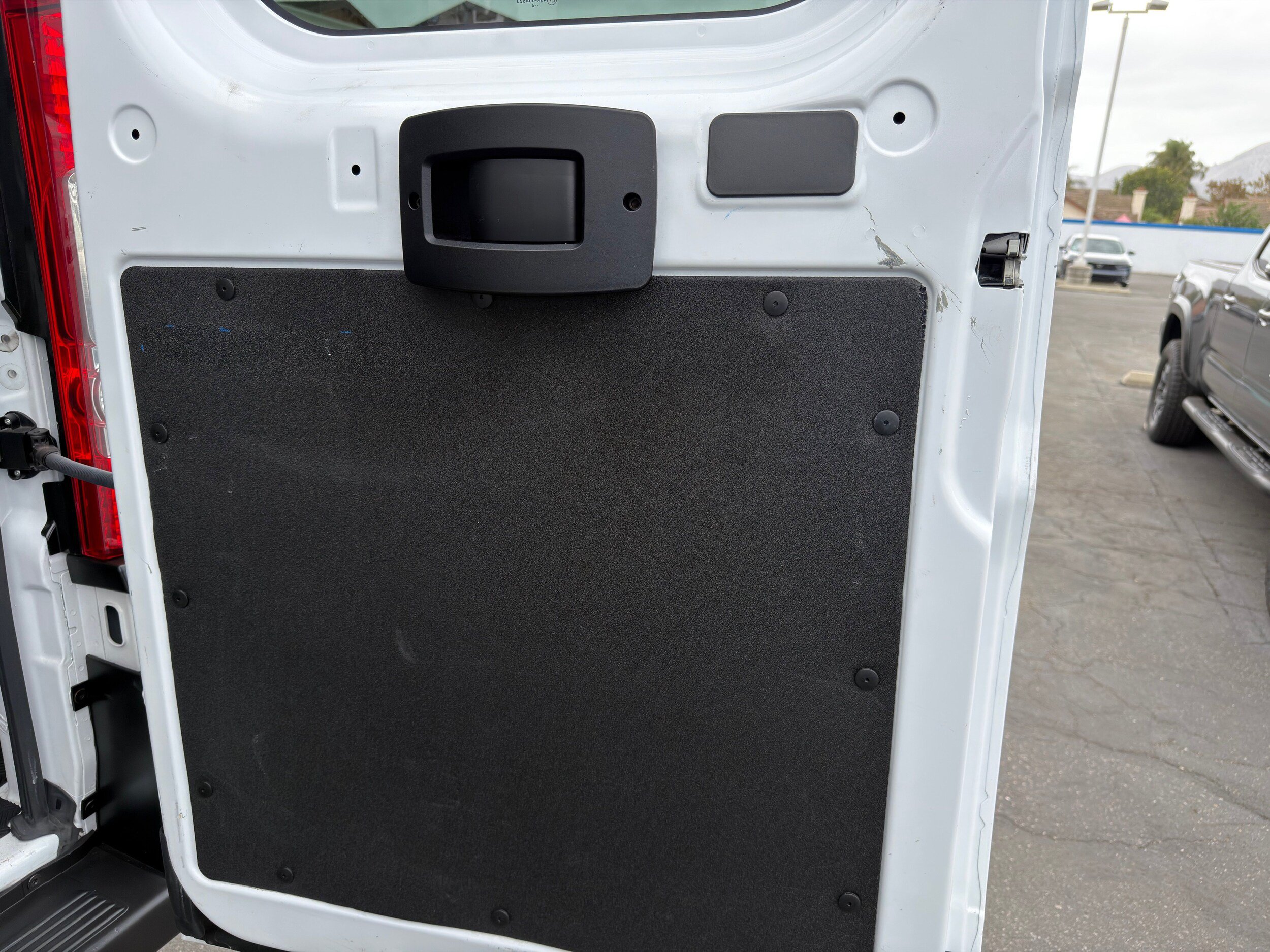 Used 2025 RAM ProMaster 2500 w/ U-Haul Equipment Group FWD image 18