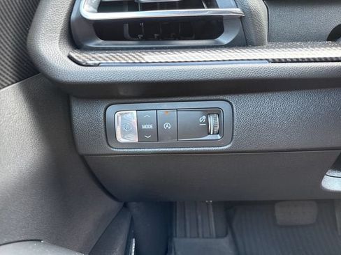 Used 2026 Chevrolet Traverse High Country w/ LPO, Floor Liner Package FWD image 26