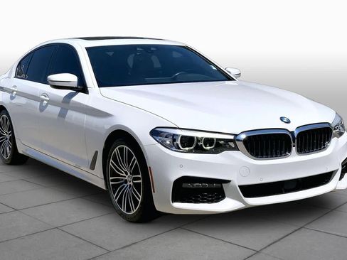 Used 2019 BMW 530i w/ M Sport Package RWD image 2
