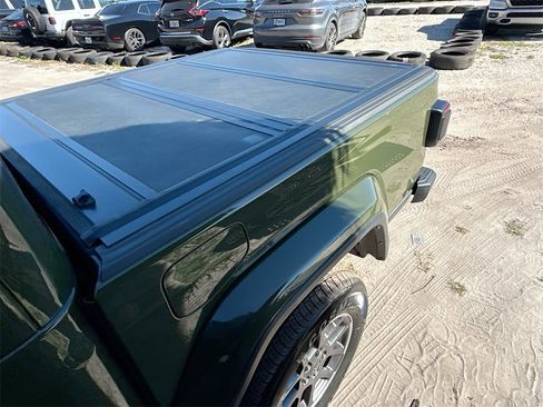 Used 2021 Jeep Gladiator Overland w/ Safety Group image 29