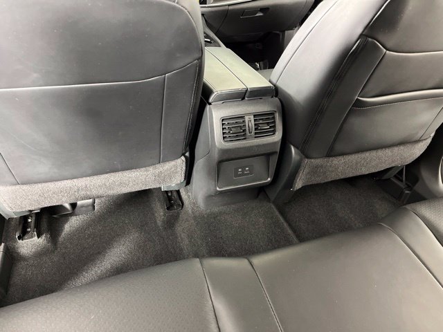 Used 2023 Nissan Rogue SV w/ SV Premium B Package FWD image 46
