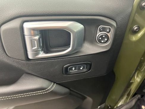 Used 2023 Jeep Wrangler Unlimited Sahara w/ Cold Weather Group AWD/4WD image 12