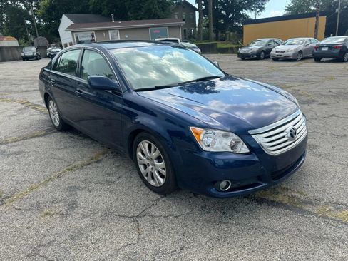 Used 2008 Toyota Avalon XL image 3