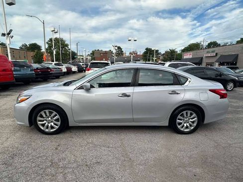 Used 2017 Nissan Altima 2.5 S w/ Power Driver Seat Package FWD image 6