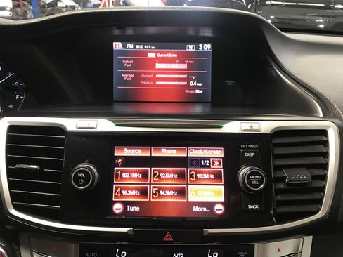 Used 2013 Honda Accord EX-L image 17