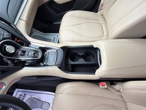 Used 2024 Acura RDX SH-AWD image 10