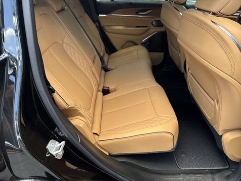 New 2025 Jeep Grand Cherokee Summit AWD/4WD image 15