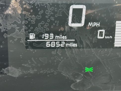 Used 2025 Nissan Kicks SV FWD image 19
