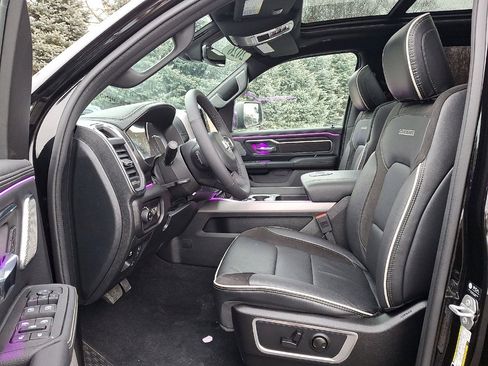 Used 2026 RAM 1500 Laramie w/ Night Edition image 11