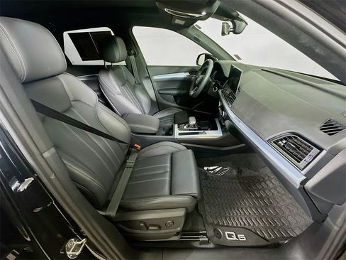 Used 2025 Audi Q5 Prestige image 12