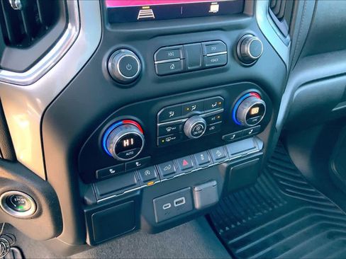 Used 2019 Chevrolet Silverado 1500 LT w/ All-Star Edition image 30