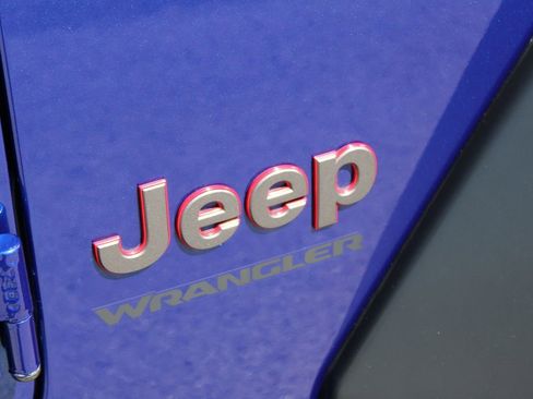 Used 2019 Jeep Wrangler Rubicon AWD/4WD image 25