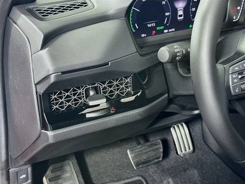 Certified 2025 Honda Accord Sport image 10