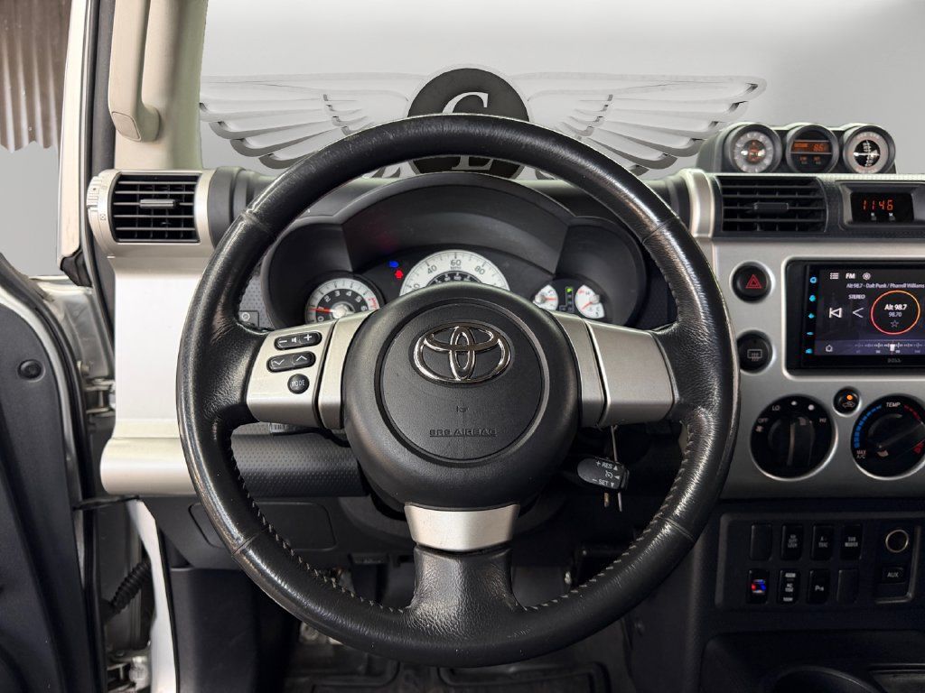 Used 2008 Toyota FJ Cruiser 4WD w/ Upgrade Pkg 2 image 12