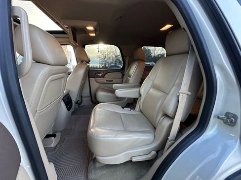 Used 2013 Chevrolet Tahoe LTZ image 24