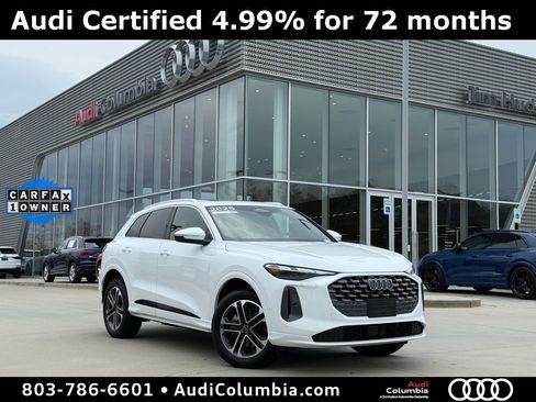 Used 2025 Audi Q5 Premium w/ Convenience Package image 1