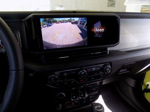 Certified 2024 Jeep Wrangler Sport AWD/4WD image 29