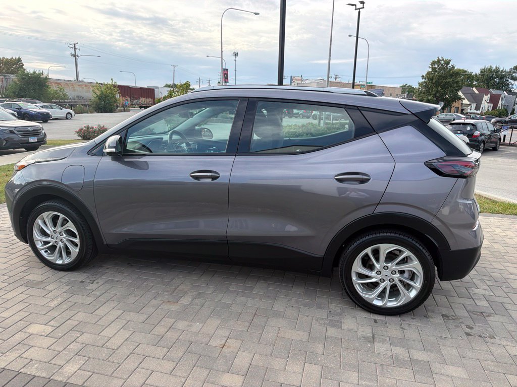 Used 2023 Chevrolet Bolt EUV LT w/ Driver Confidence Package FWD image 10