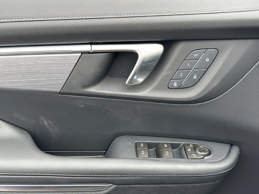 New 2026 Buick Enclave Preferred w/ Power Package AWD/4WD image 15