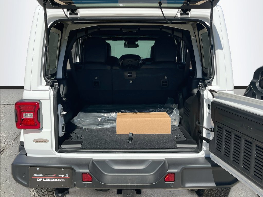 New 2027 Jeep Wrangler Unlimited Sahara AWD/4WD image 26