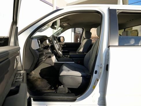 Used 2024 Toyota Tundra SR5 w/ SR5 Convenience Package image 18