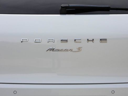 Used 2017 Porsche Macan S AWD/4WD image 23
