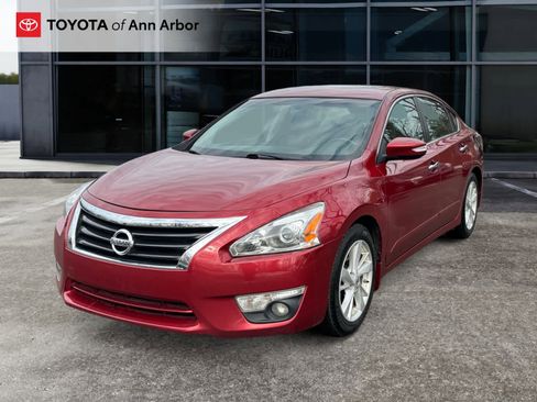 Used 2015 Nissan Altima 2.5 SV w/ Convenience Package image 8