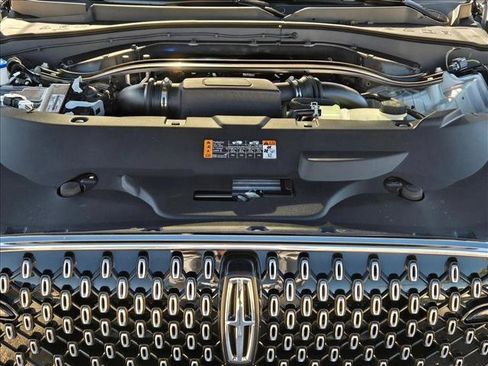 New 2026 Lincoln Aviator 2WD image 17