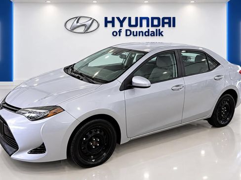 Used 2017 Toyota Corolla LE w/ Carpet Mat Package (TMS) FWD image 1