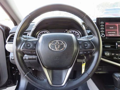 Certified 2023 Toyota Camry SE image 29