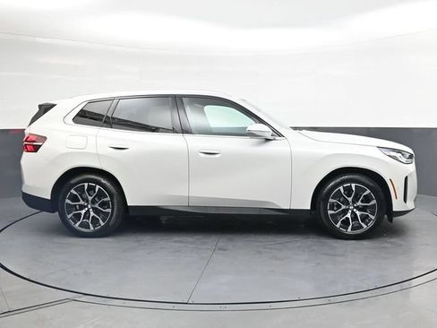 Used 2025 BMW X3 xDrive30i w/ M Sport Package AWD/4WD image 3