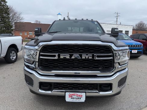 New 2024 RAM 2500 Tradesman w/ Chrome Appearance Group AWD/4WD image 2