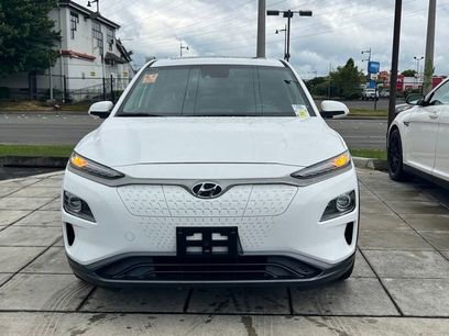 Certified 2021 Hyundai Kona Limited w/ Cargo Package