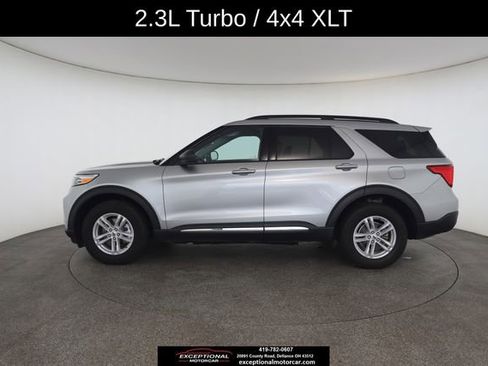 Used 2024 Ford Explorer XLT w/ Equipment Group 202A AWD/4WD image 7