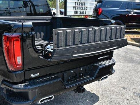 Used 2024 GMC Sierra 1500 Denali w/ Technology Package AWD/4WD image 13