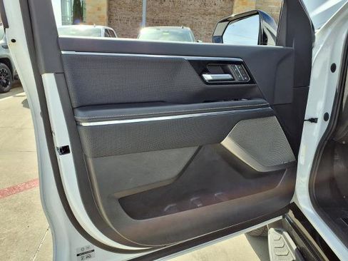 Certified 2025 GMC Sierra EV Denali image 20