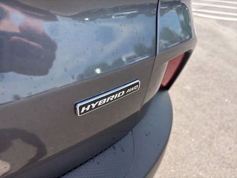 Used 2021 Ford Escape Titanium AWD/4WD image 9