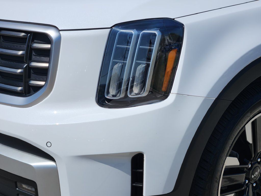 Used 2024 Kia Telluride SX w/ Towing Package AWD/4WD image 15