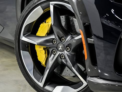 Used 2026 Ferrari Purosangue AWD/4WD image 3