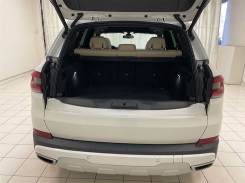 Used 2021 BMW X5 sDrive40i w/ Premium Package image 24