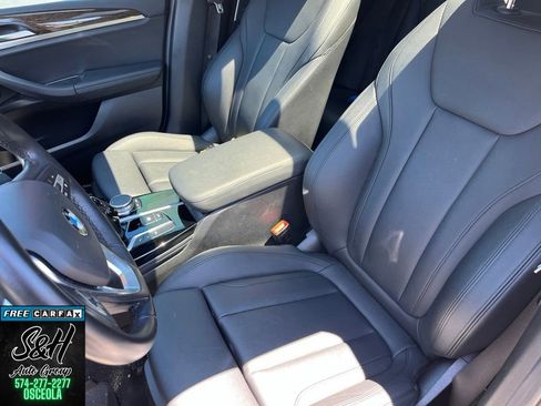 Used 2021 BMW X4 xDrive30i w/ Convenience Package AWD/4WD image 4