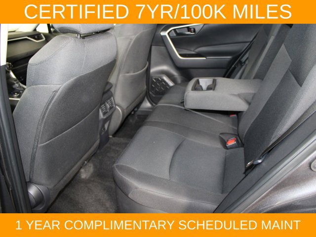 Used 2024 Toyota RAV4 LE AWD/4WD image 12