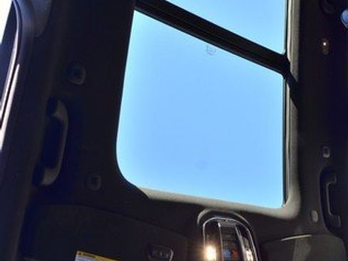 Used 2023 Jeep Grand Cherokee L Overland image 36