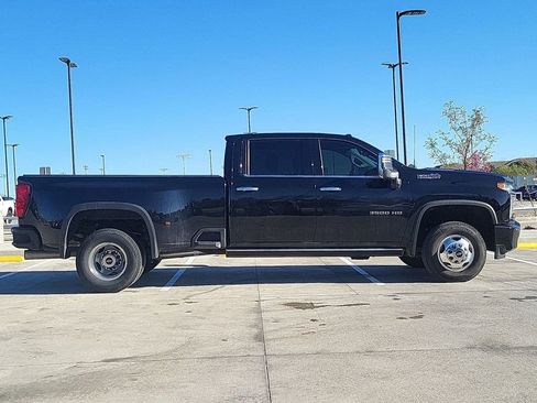 Used 2023 Chevrolet Silverado 3500 High Country AWD/4WD image 9
