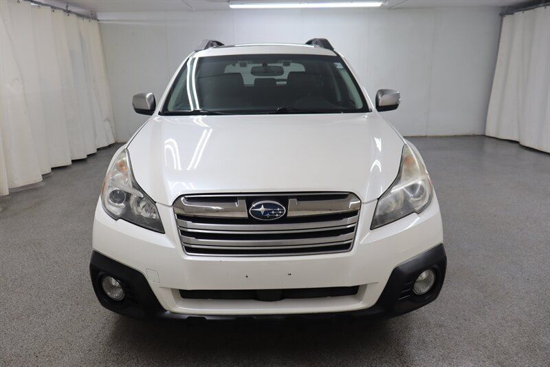 Used 2014 Subaru Outback 2.5i Limited AWD/4WD image 2