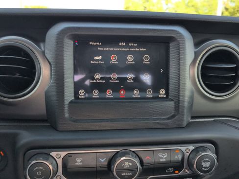 Used 2023 Jeep Gladiator Sport w/ Trailer Tow Package image 23