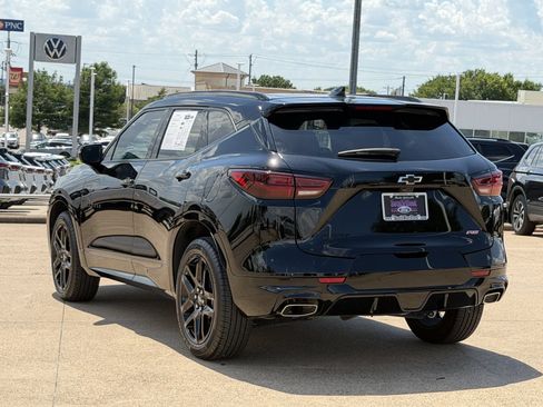 Used 2025 Chevrolet Blazer RS w/ Driver Confidence II Package FWD image 6