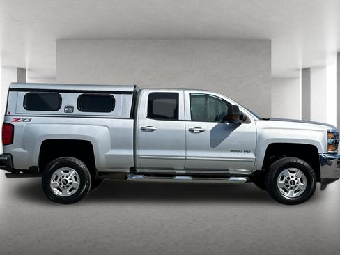 Used 2019 Chevrolet Silverado 2500 LT w/ All Star Edition image 3