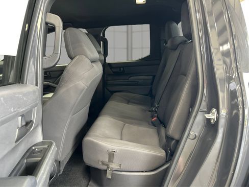 Used 2024 Toyota Tacoma SR5 AWD/4WD image 10