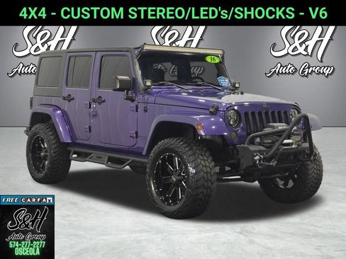 Used 2016 Jeep Wrangler Unlimited Sahara AWD/4WD image 1